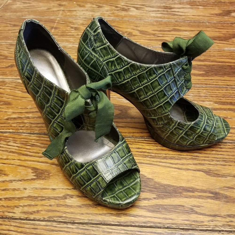 Colin Stuart leather heels